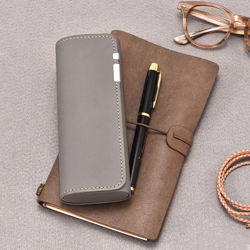 British Style Leather Glasses Case – Magnetic Closure